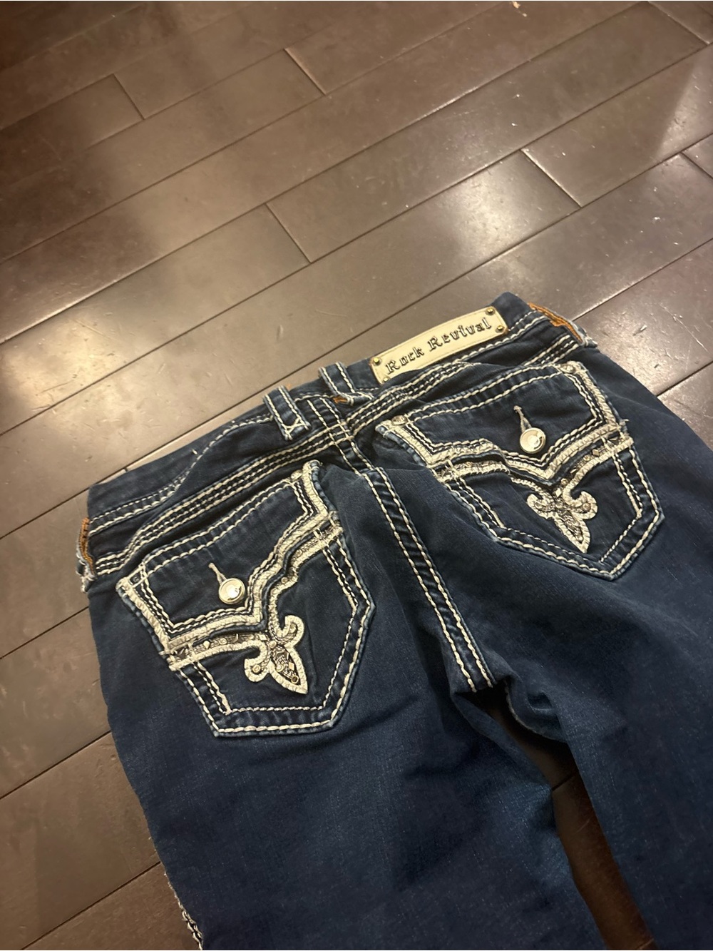 Y2K rock revival jeans